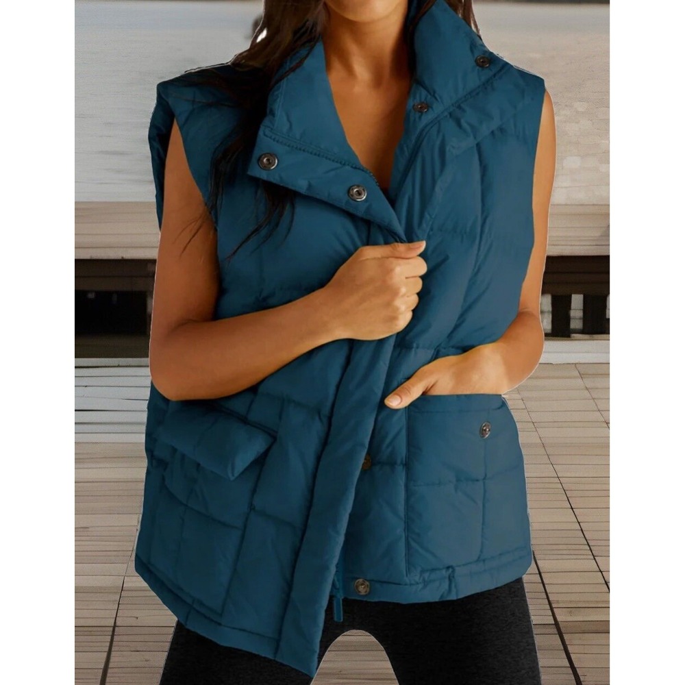 NWT Beyond Yoga Big Cozy Puffer Vest Women's Size M‎ Zip  Quilted Oversize Blue